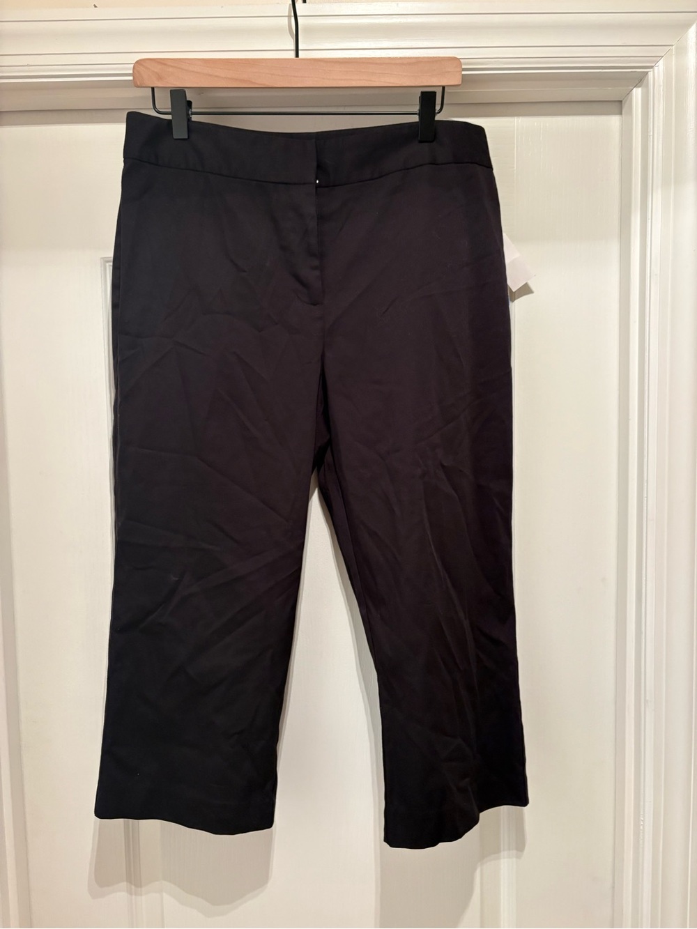 Women’s Style & Co black cropped stretch trousers size 14P NWT